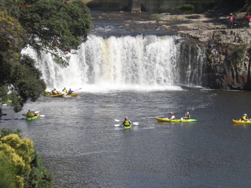 Haruru Falls