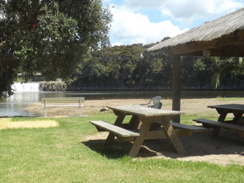BBQ Hut