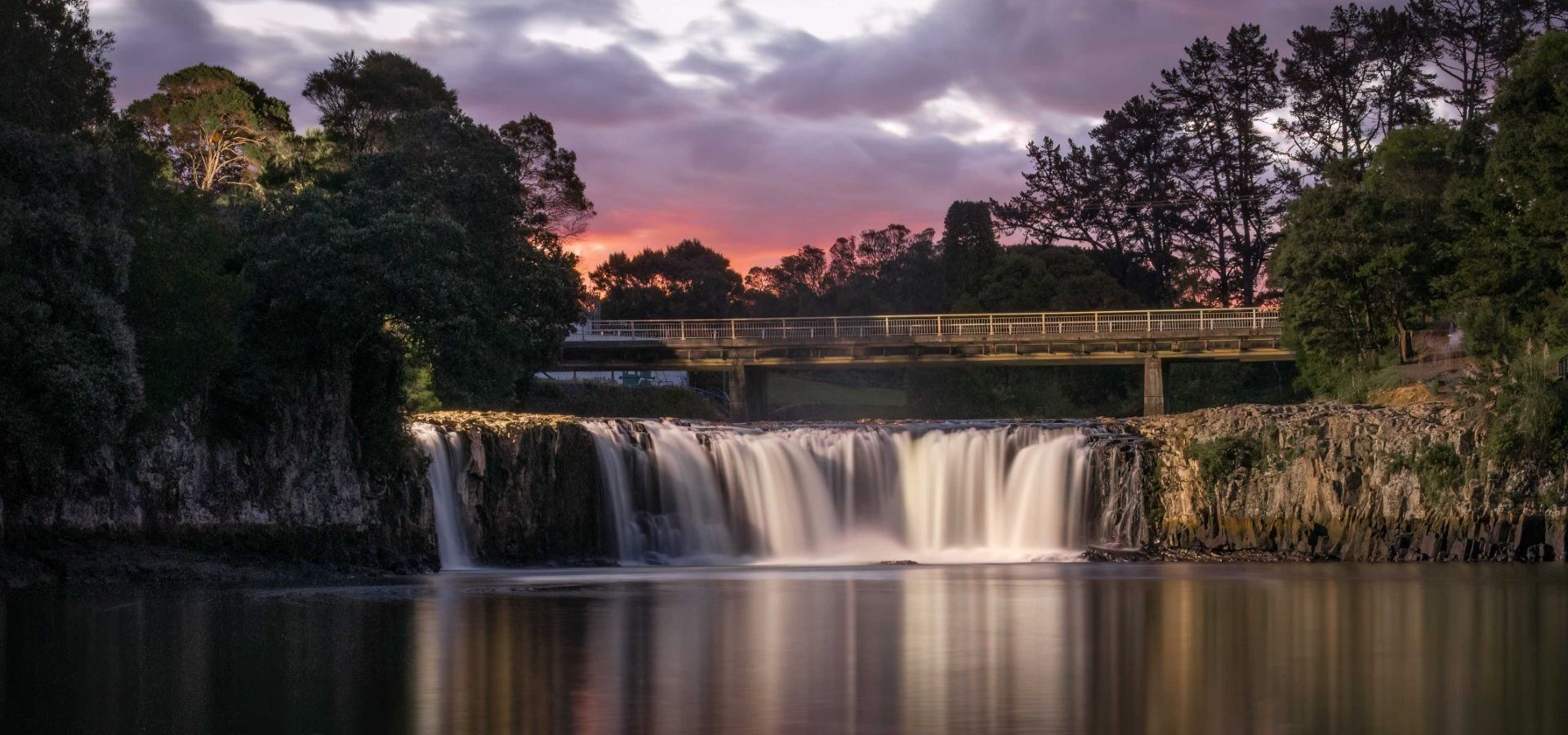 Haruru Falls