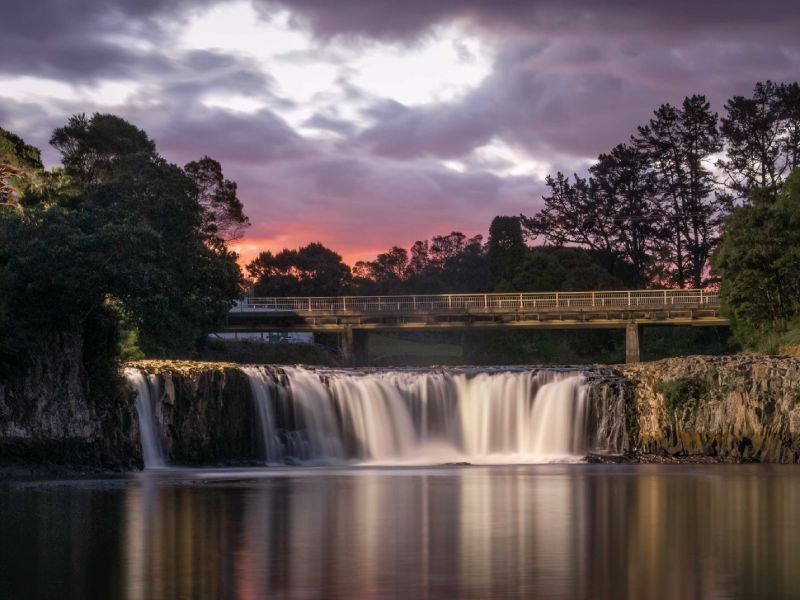 Haruru Falls