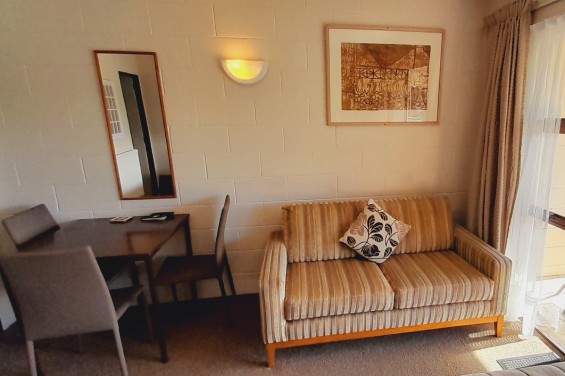 Studio Plus Apartment dining